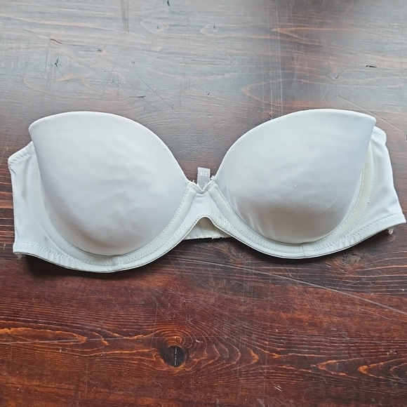 aerie Other - Aerie 32B White Strapless Bra Underwire Contour Padded Seamless